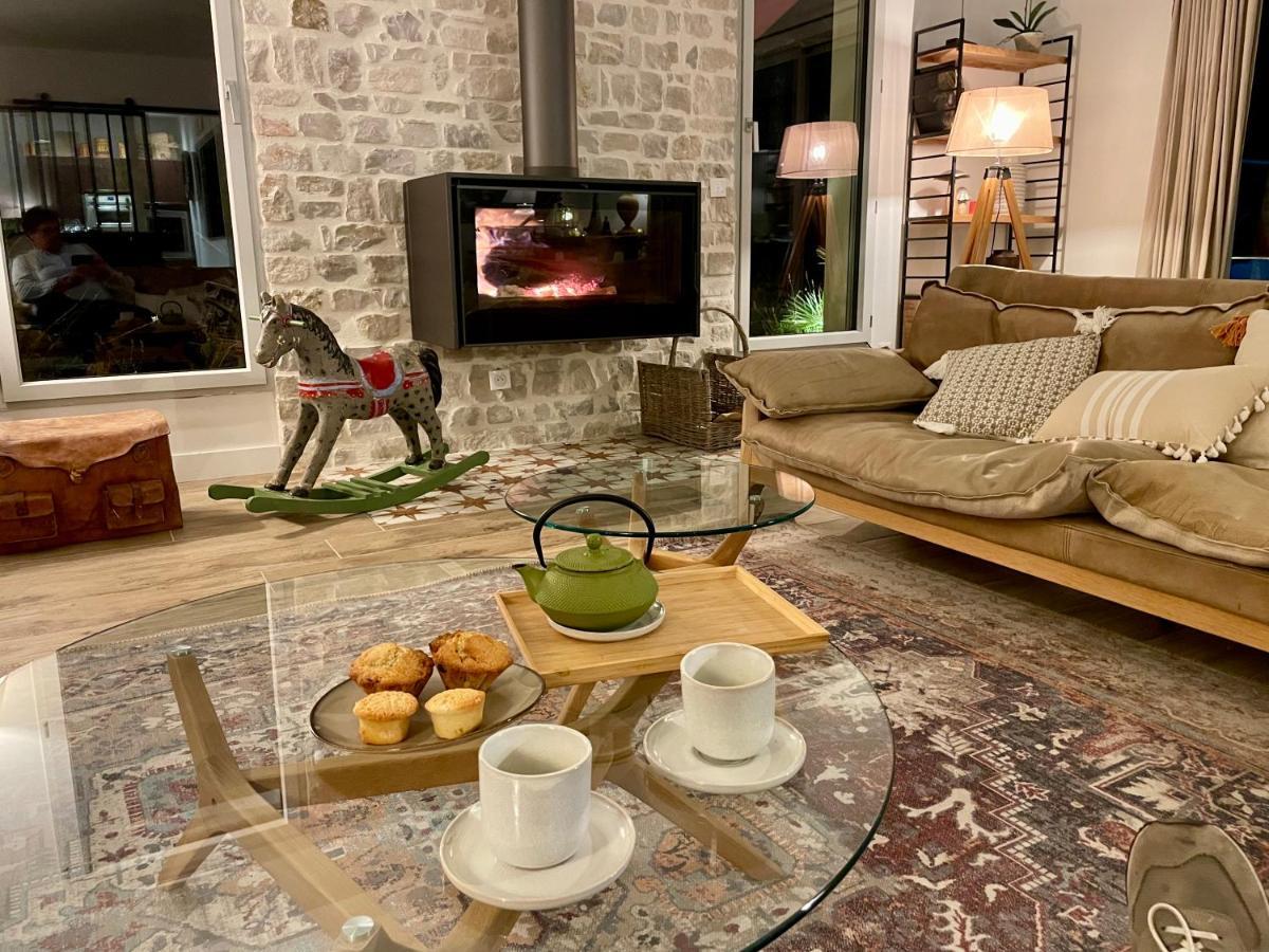 Maison D'Hotes De Charme Le Clos De La Fontaine Piscine & Spa Labastide-Marnhac エクステリア 写真