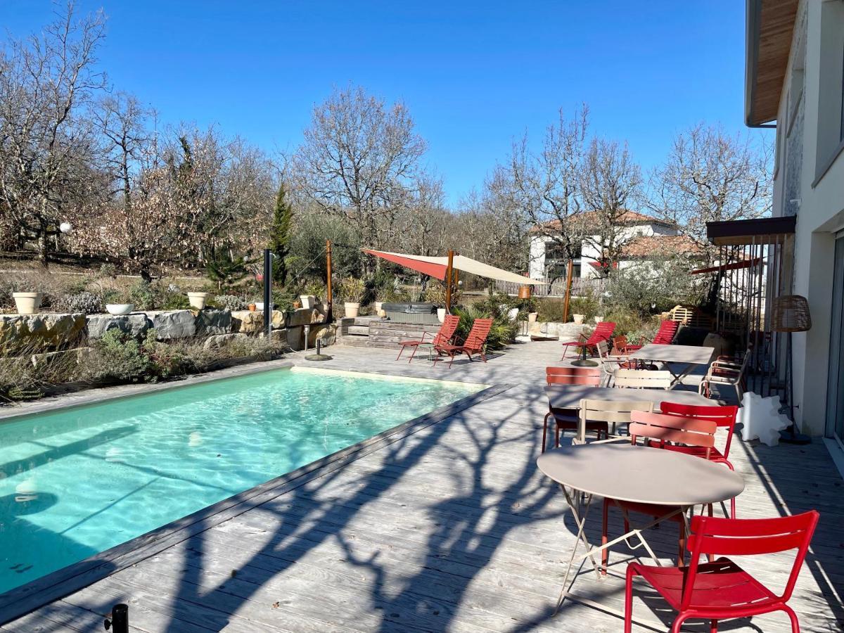 Maison D'Hotes De Charme Le Clos De La Fontaine Piscine & Spa Labastide-Marnhac エクステリア 写真