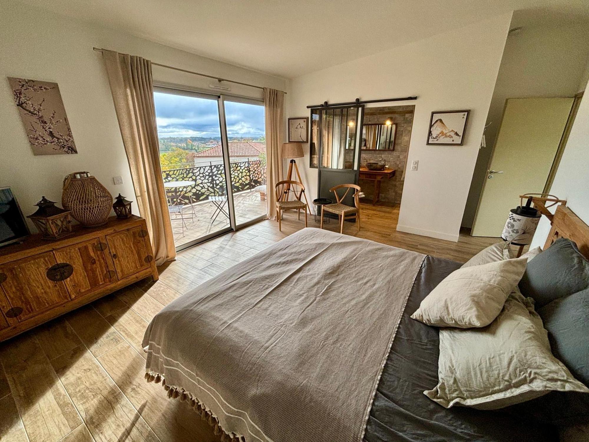 Maison D'Hotes De Charme Le Clos De La Fontaine Piscine & Spa Labastide-Marnhac エクステリア 写真